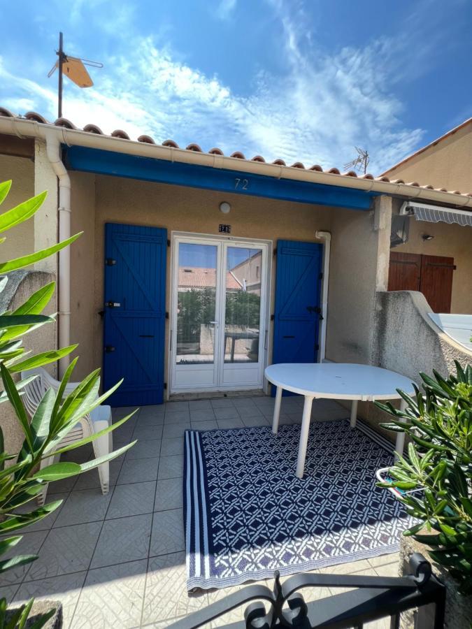 Petite Maison De Vacances Au Bord De L'Eau 勒卡特 外观 照片